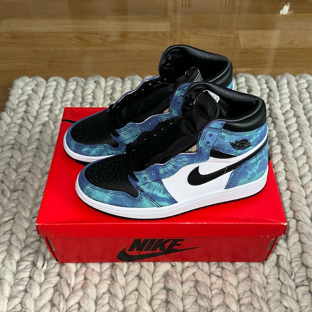 Air Jordan 1 High - Tie Dye (WMNS)